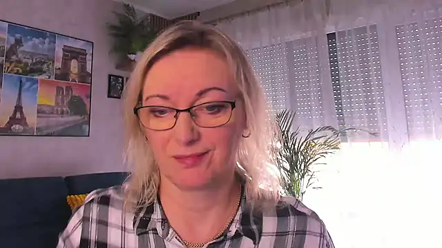 vanessa chat online show from 03-10-26, 02:10