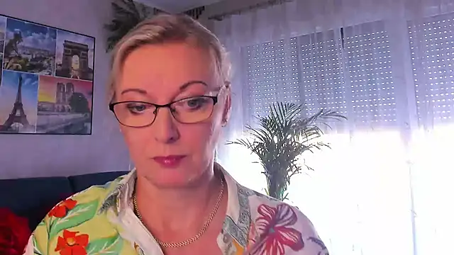 Snapshot of vanessa_chat chatting on 06-24-26, 01:53 vanessa chat online show from 06-24-26, 01:53