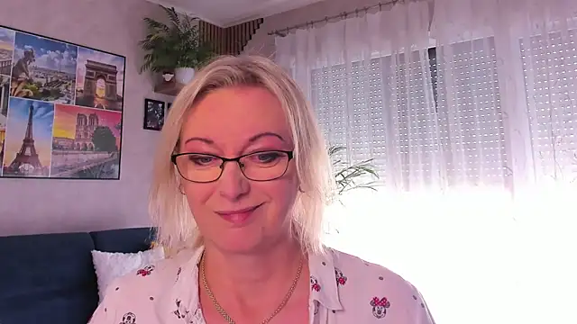 Snapshot of vanessa_chat chatting on 04-30-26, 01:29 vanessa chat online show from 04-30-26, 01:29