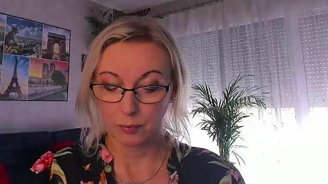 Snapshot of vanessa_chat chatting on 07-19-26, 01:19 vanessa chat online show from 07-19-26, 01:19