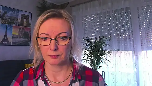 vanessa chat online show from 03-17-26, 03:59