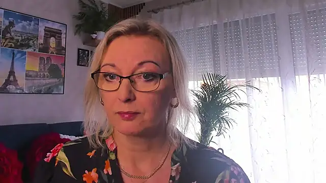 Snapshot of vanessa_chat chatting on 06-07-26, 01:27 vanessa chat online show from 06-07-26, 01:27
