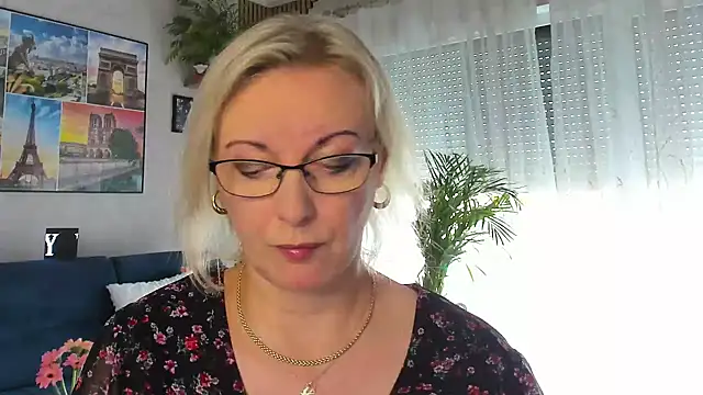 Snapshot of vanessa_chat chatting on 05-20-26, 01:19 vanessa chat online show from 05-20-26, 01:19