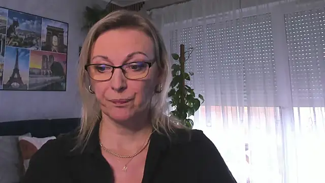 vanessa chat online show from 03-02-25, 02:25