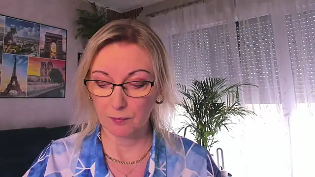 vanessa chat online show from 03-31-26, 01:13