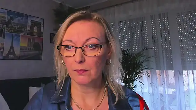 vanessa chat online show from 12-03-25, 02:16