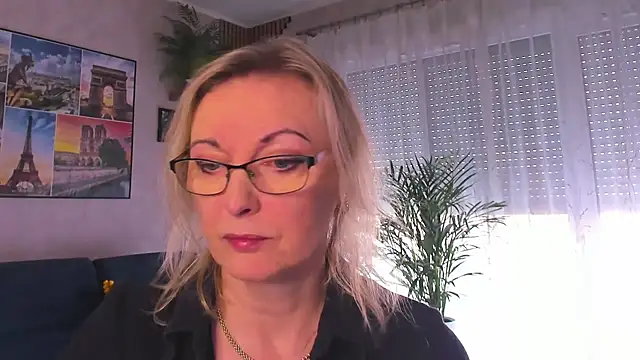 vanessa chat online show from 03-11-26, 02:22