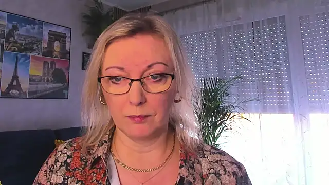 vanessa chat online show from 02-25-26, 02:17