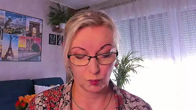Snapshot of vanessa_chat chatting on 05-14-26, 01:19 vanessa chat online show from 05-14-26, 01:19