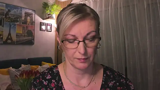 vanessa chat online show from 02-19-25, 05:49