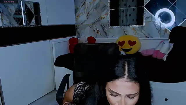 Snapshot of mistress_meryem chatting on 09-09-25, 10:52 mistress meryem online show from 09-09-25, 10:52