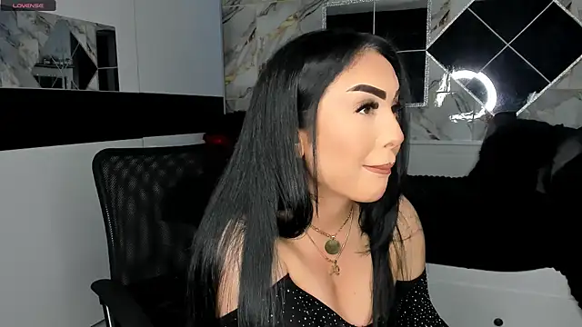 Snapshot of mistress_meryem chatting on 03-16-25, 12:12 mistress meryem online show from 03-16-25, 12:12