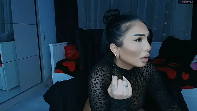 Snapshot of mistress_meryem chatting on 05-03-26, 09:40 mistress meryem online show from 05-03-26, 09:40