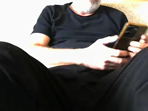 Snapshot of 35tibet35 chatting on 03-02-25, 01:31 35tibet35 online show from 03-02-25, 01:31