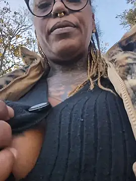 DarkDea online show from 12-14-25, 01:28