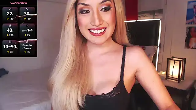Snapshot of Alluring_Lordess chatting on 10-16-25, 07:27 Alluring Lordess online show from 10-16-25, 07:27