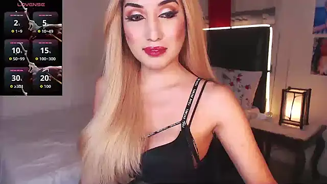 Snapshot of Alluring_Lordess chatting on 09-28-25, 10:00 Alluring Lordess online show from 09-28-25, 10:00