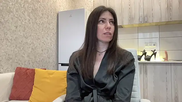 HotyWinter online show from 05-05-26, 05:10