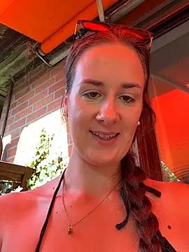 EllaMae online show from 09-20-25, 11:15