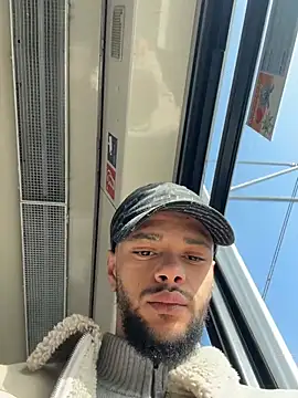 Lionayowe online show from 03-08-26, 10:07