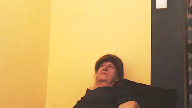 Snapshot of MioritaHard chatting on 05-02-26, 08:03 MioritaHard online show from 05-02-26, 08:03