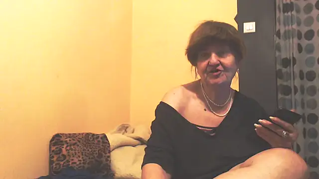 MioritaHard online show from 04-14-26, 08:36