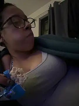Alliejay online show from 05-18-26, 03:50