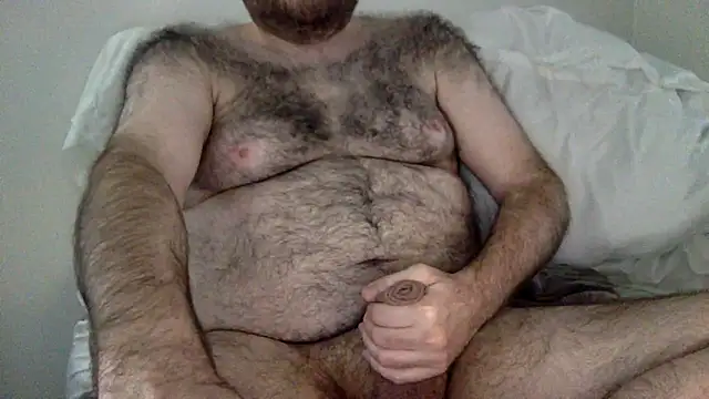 Snapshot of elagobear chatting on 02-16-26, 04:38 elagobear online show from 02-16-26, 04:38