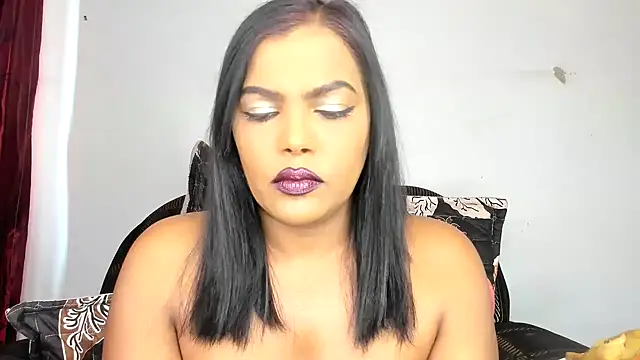 MySweetBitch143 online show from 11-12-25, 06:50