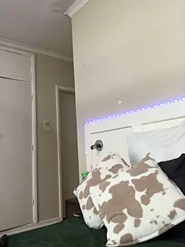 LuciousLips96 online show from 11-28-25, 02:39