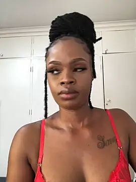 LuciousLips96 online show from 10-10-25, 10:16