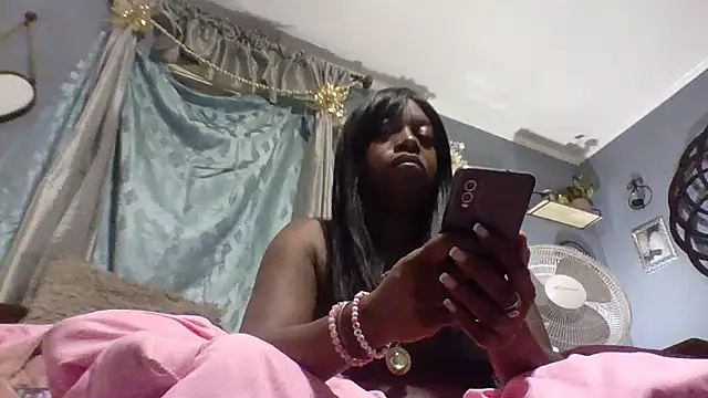 msdeedee online show from 12-18-25, 01:59