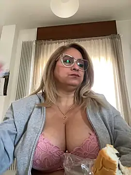 x elena x online show from 03-08-25, 08:22