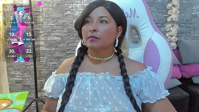 paola ih online show from 04-04-26, 08:48