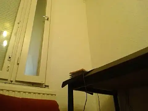 Snapshot of Milana235 chatting on 02-25-25, 06:23 Milana235 online show from 02-25-25, 06:23