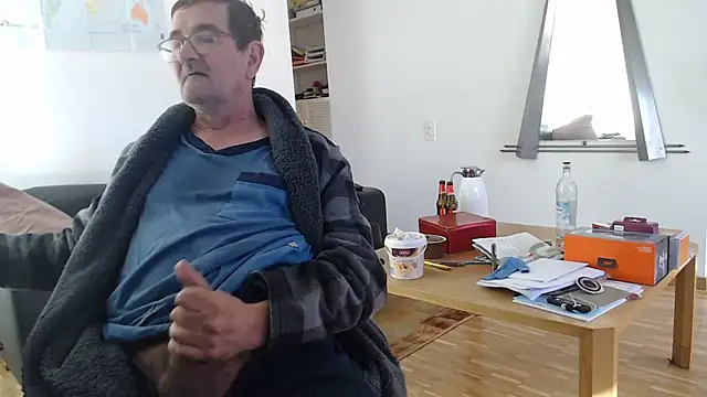 silvio-aus-luzern-CH online show from 03-17-26, 08:28