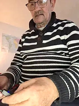 silvio-aus-luzern-CH online show from 02-18-25, 01:33