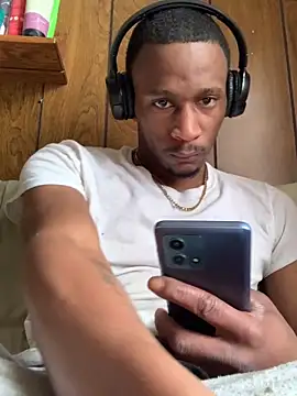 Tristris100 online show from 01-16-25, 03:13