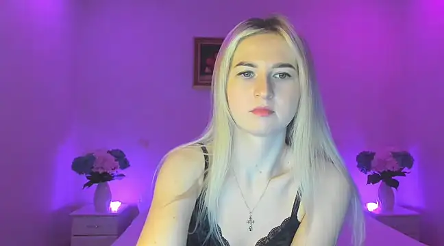 Snapshot of AnnaCarrera chatting on 02-18-25, 09:31 AnnaCarrera online show from 02-18-25, 09:31