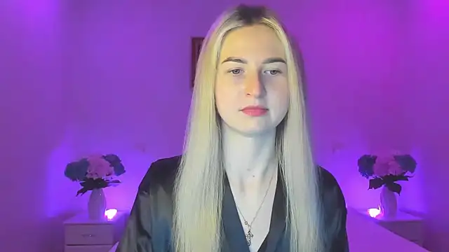 Snapshot of AnnaCarrera chatting on 02-20-25, 10:26 AnnaCarrera online show from 02-20-25, 10:26