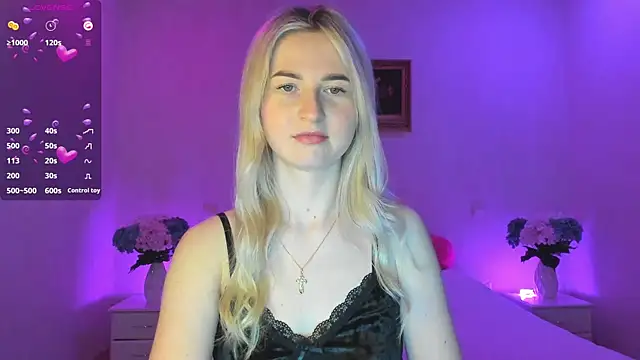Snapshot of AnnaCarrera chatting on 02-12-25, 10:04 AnnaCarrera online show from 02-12-25, 10:04
