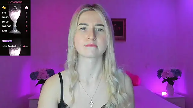 Snapshot of AnnaCarrera chatting on 02-12-25, 07:02 AnnaCarrera online show from 02-12-25, 07:02