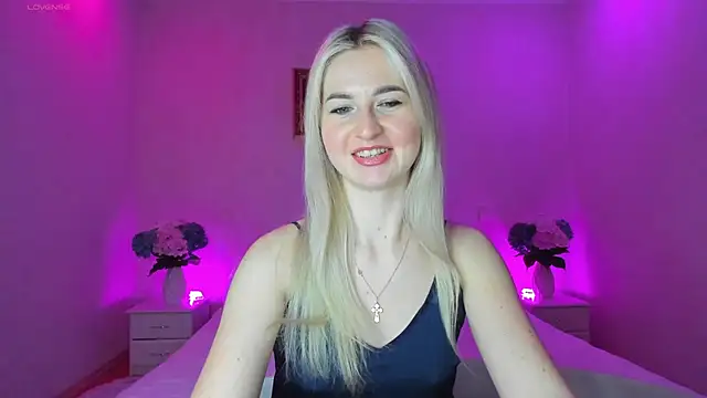 Snapshot of AnnaCarrera chatting on 01-16-25, 05:44 AnnaCarrera online show from 01-16-25, 05:44