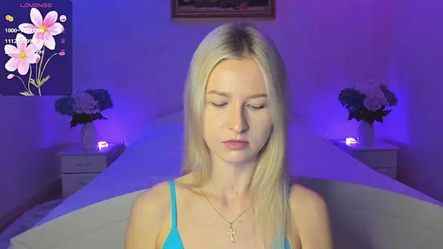 AnnaCarrera online show from 11-11-25, 08:25