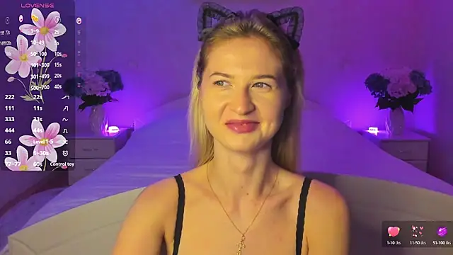 Snapshot of AnnaCarrera chatting on 09-16-25, 06:20 AnnaCarrera online show from 09-16-25, 06:20