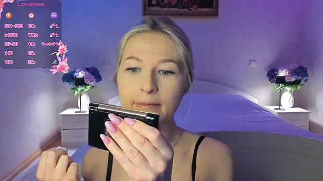 Snapshot of AnnaCarrera chatting on 02-23-26, 08:31 AnnaCarrera online show from 02-23-26, 08:31