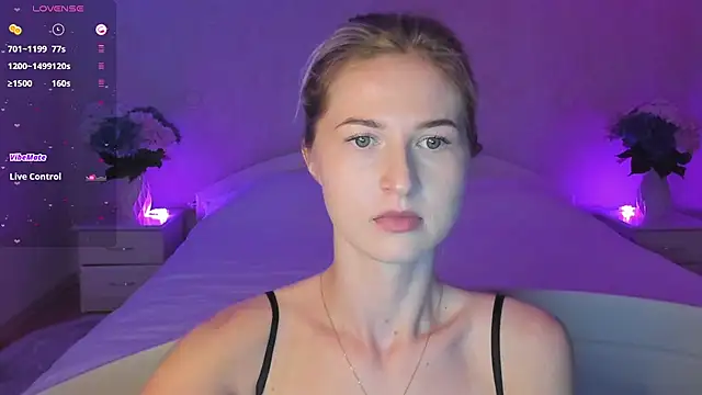 Snapshot of AnnaCarrera chatting on 09-09-25, 06:39 AnnaCarrera online show from 09-09-25, 06:39