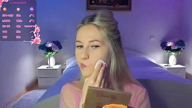 Snapshot of AnnaCarrera chatting on 02-25-26, 09:14 AnnaCarrera online show from 02-25-26, 09:14