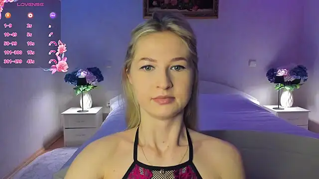 Snapshot of AnnaCarrera chatting on 02-26-26, 07:47 AnnaCarrera online show from 02-26-26, 07:47