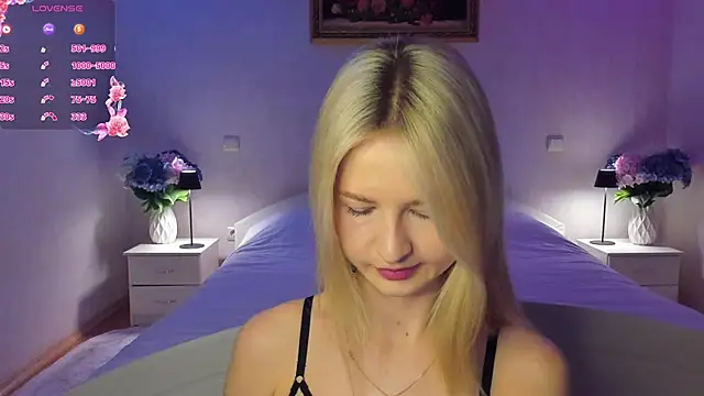 Snapshot of AnnaCarrera chatting on 01-18-26, 06:00 AnnaCarrera online show from 01-18-26, 06:00